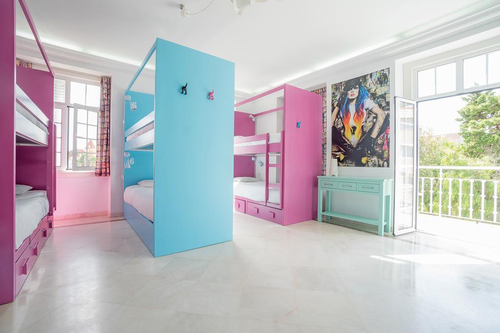 Blue Boutique Hostel & Suites Estoril Ngoại thất bức ảnh