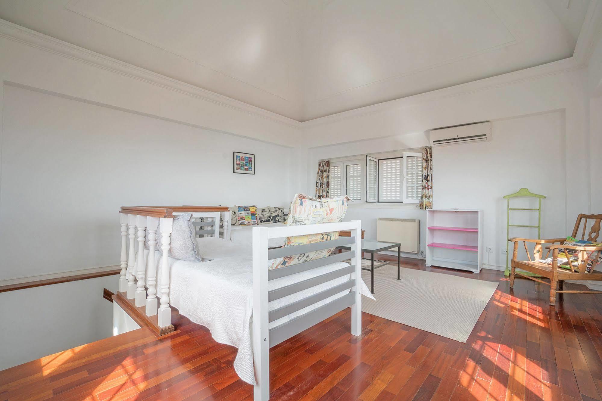 Blue Boutique Hostel & Suites Estoril Ngoại thất bức ảnh