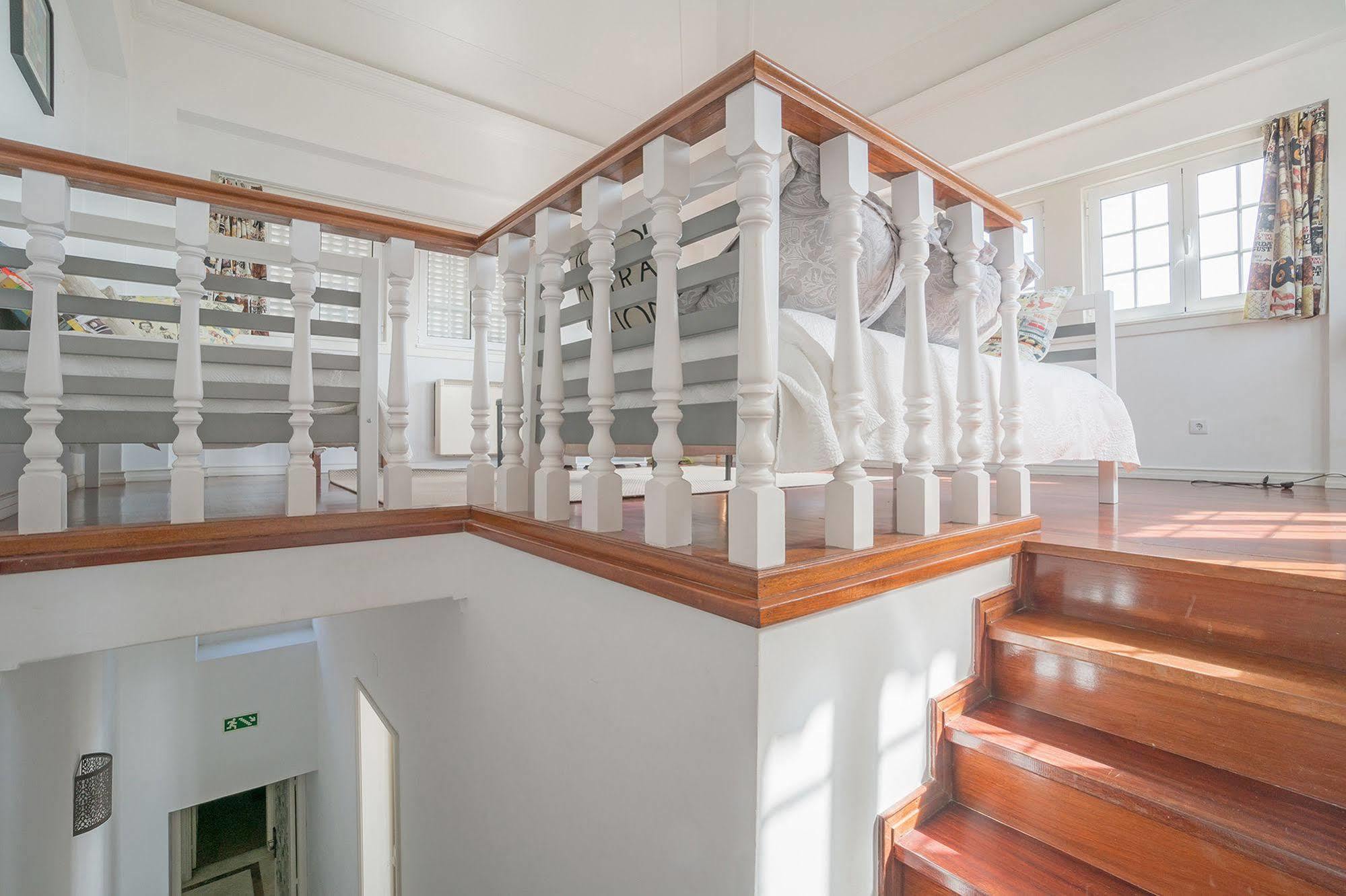 Blue Boutique Hostel & Suites Estoril Ngoại thất bức ảnh