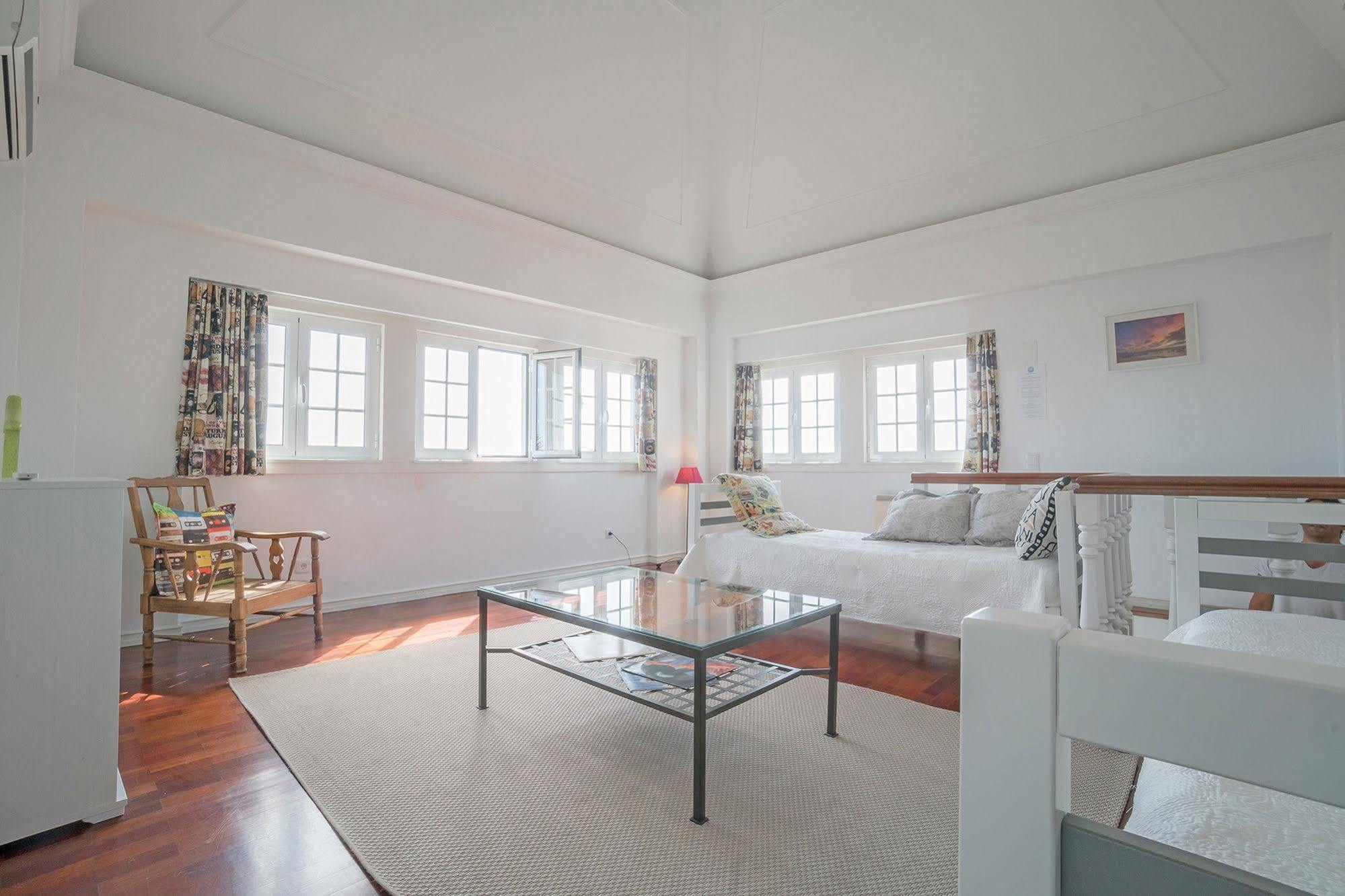 Blue Boutique Hostel & Suites Estoril Ngoại thất bức ảnh