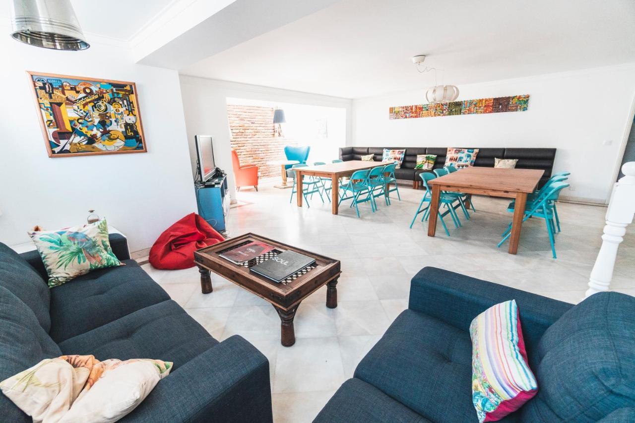 Blue Boutique Hostel & Suites Estoril Ngoại thất bức ảnh