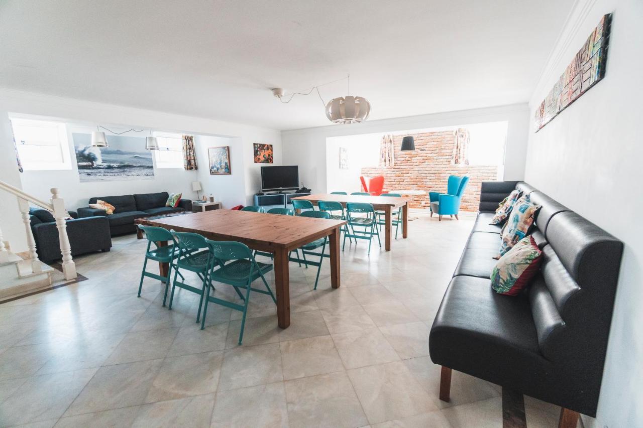 Blue Boutique Hostel & Suites Estoril Ngoại thất bức ảnh