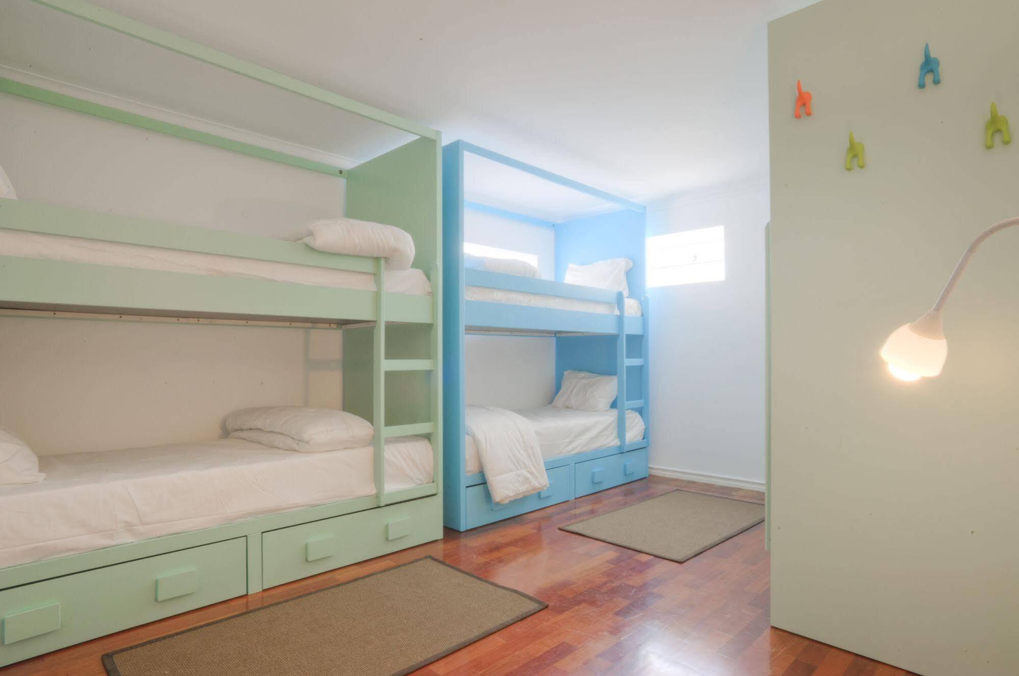 Blue Boutique Hostel & Suites Estoril Ngoại thất bức ảnh